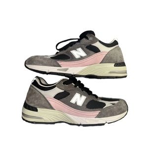 New Balance 991 gray with pink size 10